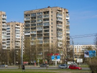 Krasnogvardeisky district, Piskaryovskij avenue, 房屋 31. 公寓楼