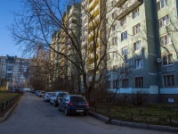 Krasnogvardeisky district, Industrialny avenue, 房屋 28. 公寓楼