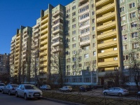 Krasnogvardeisky district, Industrialny avenue, 房屋 28. 公寓楼