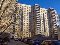 Krasnogvardeisky district, Industrialny avenue, house 29. Apartment house