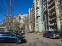 Krasnogvardeisky district, Industrialny avenue, house 36. Apartment house