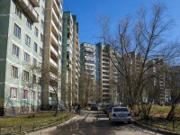 Krasnogvardeisky district, Industrialny avenue, house 36. Apartment house