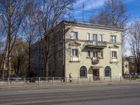 Krasnogvardeisky district, Sredneokhtinskiy , 房屋 43. 公寓楼