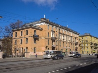 Krasnogvardeisky district, Sredneokhtinskiy , house 46. Apartment house