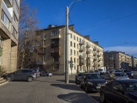 Krasnogvardeisky district, Sredneokhtinskiy , house 53. Apartment house