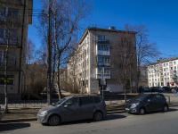 Krasnogvardeisky district, Zanevskiy , house 31. Apartment house