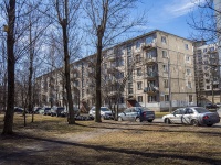 Krasnogvardeisky district, Zanevskiy , house 39. Apartment house