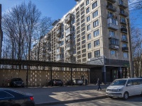 Krasnogvardeisky district, Zanevskiy , house 43. Apartment house