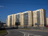 Krasnogvardeisky district, Kosygin , 房屋 32 к.1. 公寓楼