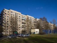 Krasnogvardeisky district, avenue Metallistov, house 76. Apartment house