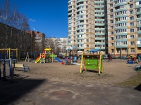 Krasnogvardeisky district, Udarnikov avenue, house 33. Apartment house