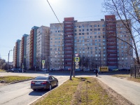 Krasnogvardeisky district, Udarnikov avenue, house 43 к.1. Apartment house