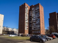 Krasnogvardeisky district, Udarnikov avenue, 房屋 49 к.1. 公寓楼