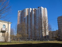 Krasnogvardeisky district, Kommuni st, house 50. Apartment house