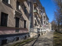 Krasnogvardeisky district, Kommuni st, house 52. Apartment house