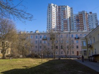 Krasnogvardeisky district, Kommuni st, house 52. Apartment house