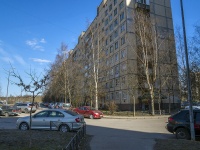 Krasnogvardeisky district, Entuziastov avenue, house 53/38. Apartment house