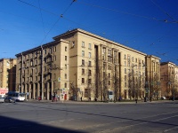 Moskowsky district,  , house 147. Apartment house