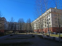 Moskowsky district,  , house 165. Apartment house