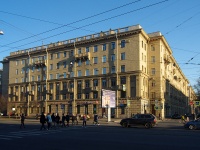 Moskowsky district,  , house 182. Apartment house