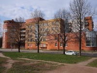 Moskowsky district, Городская больница №20, Городская поликлиника №42, Lensoveta st, 房屋 54 к.2