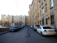 Moskowsky district, Blagodatnaya st, 房屋 22. 公寓楼