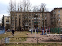 Новоизмайловский проспект, house 42 к.3. многоквартирный дом