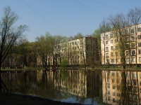 Moskowsky district, Kostyushko st, 房屋 72. 公寓楼