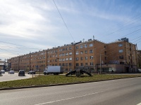 Nevsky district, Babushkin , house 135. Apartment house