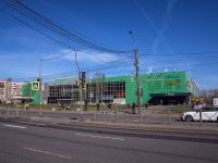 Nevsky district, 超市 "Перекрёсток", Bolshevikov avenue, 房屋 32 к.1