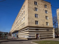 Nevsky district, Narodnaya st, house 32. Apartment house