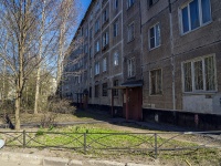 Nevsky district, Narodnaya st, house 50. Apartment house