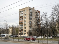 Nevsky district, Narodnaya st, house 56. Apartment house