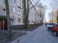 Nevsky district, Narodnaya st, house 76. Apartment house