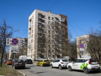 Nevsky district, Narodnaya st, house 80. Apartment house