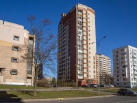 Nevsky district, Iskrovskiy , house 40. Apartment house