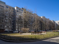 Nevsky district,  , house 46/28. Apartment house