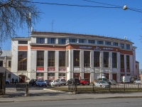 Nevsky district, shopping center Дворец культуры им. Н.К. Крупской ,  , house 105