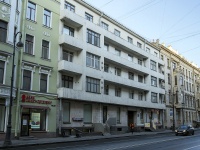 Petrogradsky district,  , house 22. Apartment house