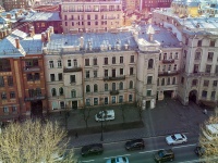 Petrogradsky district,  , house 24. Apartment house