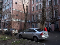 Petrogradsky district,  , house 24. Apartment house