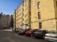 Petrogradsky district,  , house 29. Apartment house