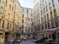 Petrogradsky district,  , house 38. Apartment house