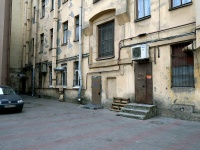 Petrogradsky district,  , house 45. Apartment house