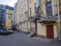 Petrogradsky district,  , house 54/31. Apartment house