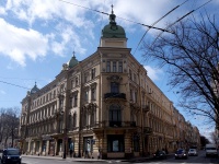 Petrogradsky district,  , house 32. Apartment house