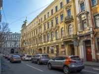 Petrogradsky district,  , house 32. Apartment house