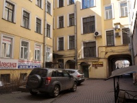 Petrogradsky district,  , house 61. Apartment house