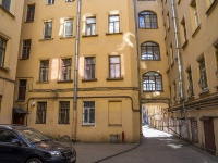 Petrogradsky district,  , house 61. Apartment house