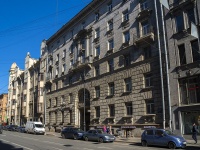 Petrogradsky district,  , house 67. Apartment house